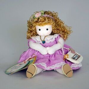 Green Tree, Musical Doll of May